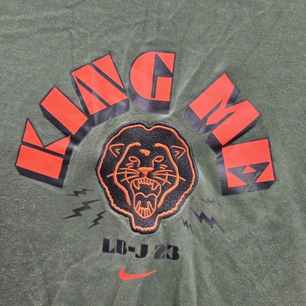 Nike Men Shirt M Green King Me Lebron James Embroidery Dri-Fit Logo Short Sleeve